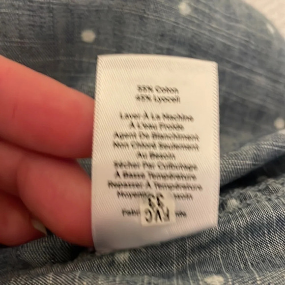 Talbots women’s shirt MP medium petite top denim polka dot sleeveless blue - Picture 6 of 7